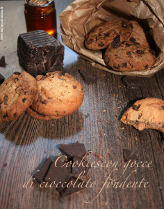 cookies con gocce di cioccolato fondente