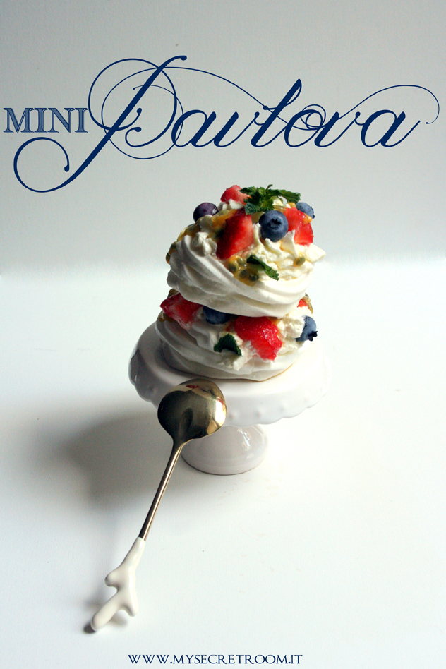 mini pavlova