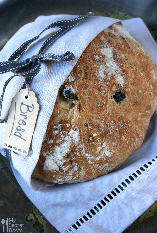 No Knead Bread pane senza impasto con le olive