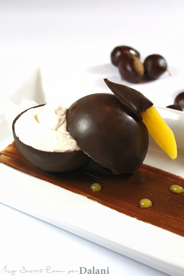 Mousse di castagne in crosta di cioccolato amaro e mango