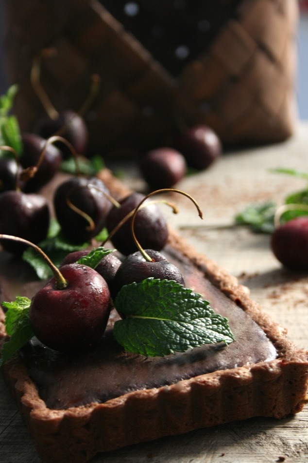 TARTE DI CIOCCOLATO FONDENTE AL PROFUMO DI MENTA